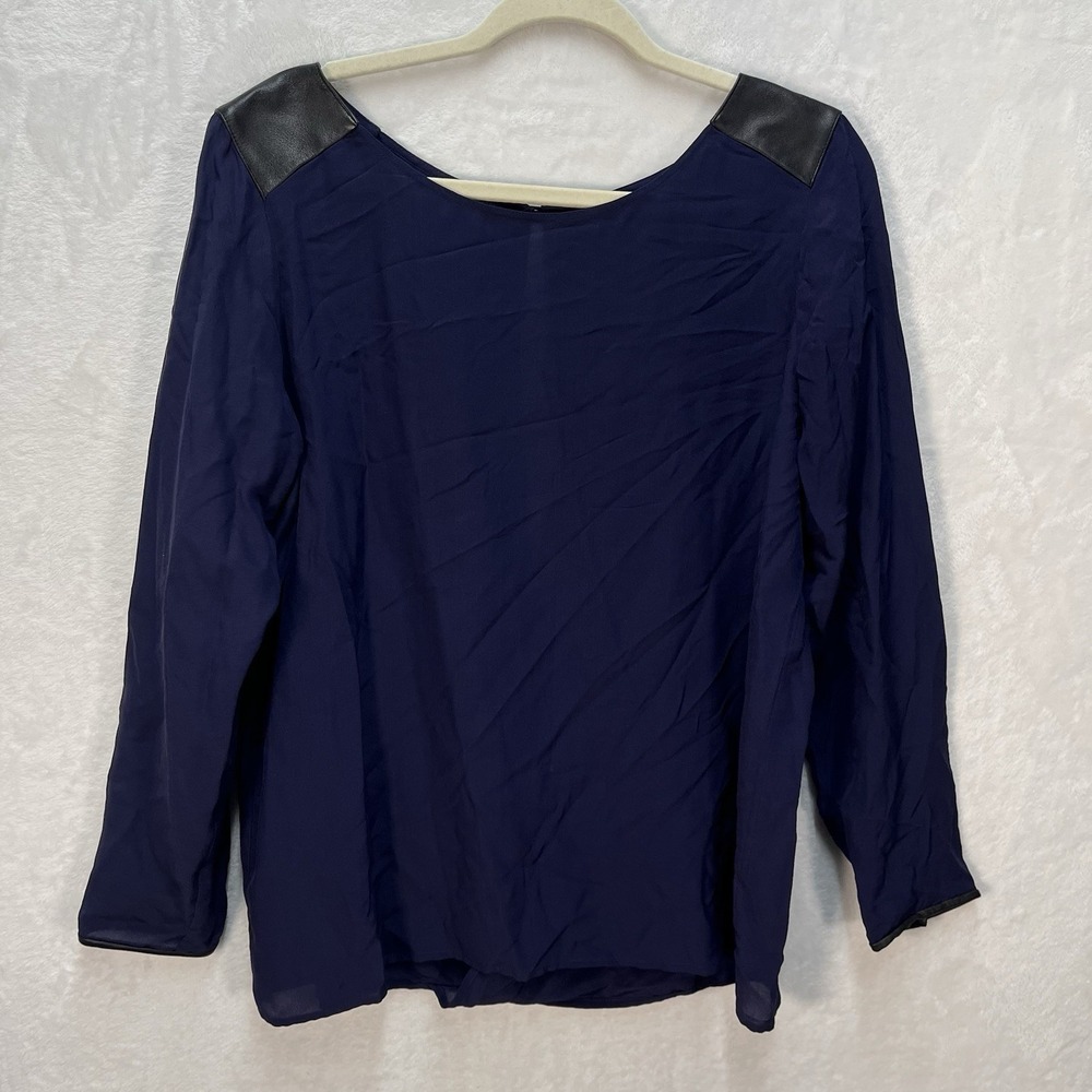Club Monaco Silk Blouse Lamb Leather Detail Womens Large Navy Black Open Back